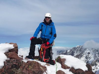[Alpinisme en Corse] Robert au sommet du Capu Tafunatu