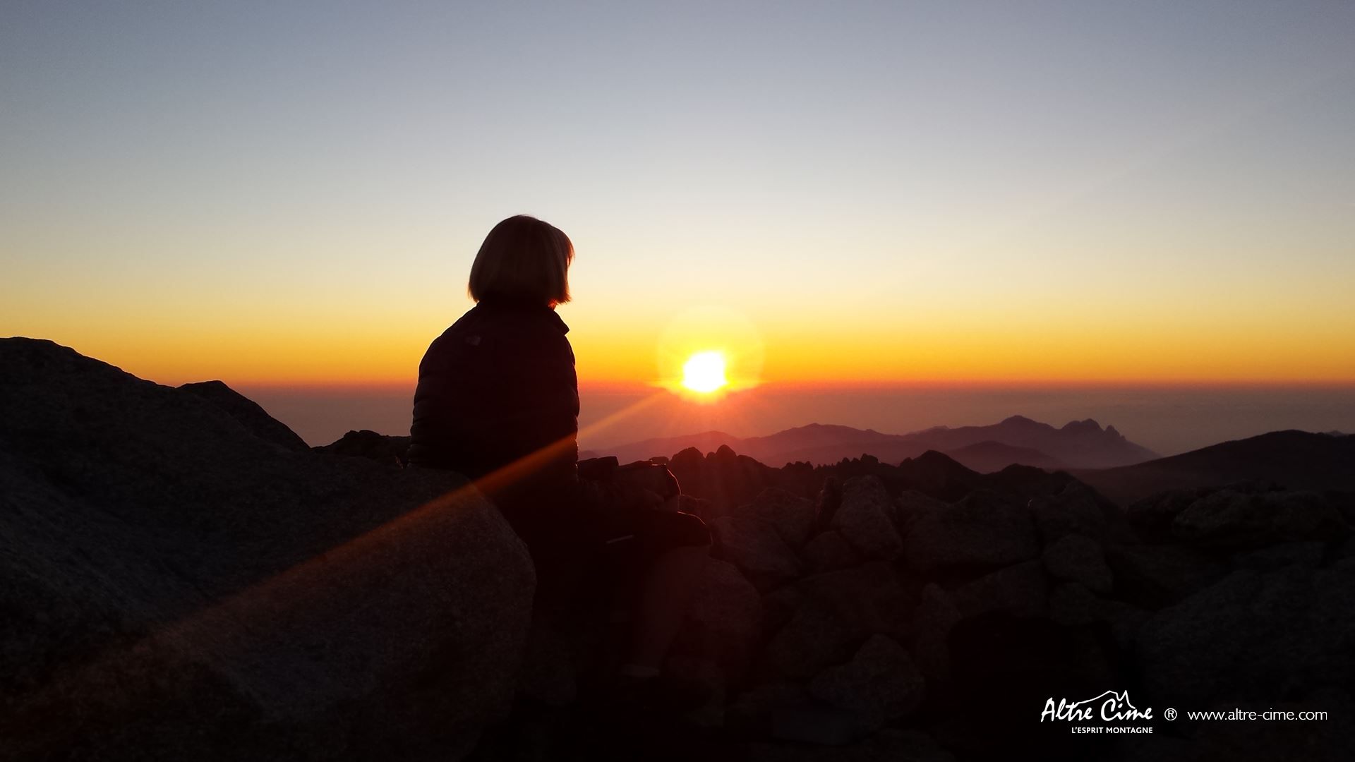 [Randonnée Corse] Coucher de soleil du sommet du Monte Ritondu