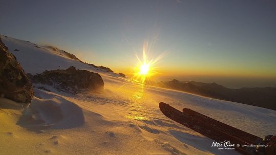 [Ski de randonnée Corse] Coucher de soleil, skis aux pieds !